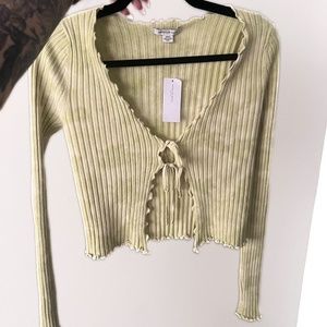 Green Long Sleeve Crop Top